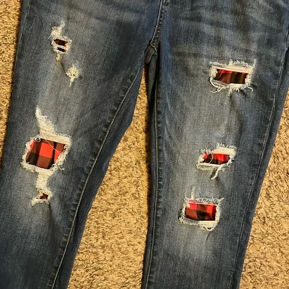 Judy Blue Buffalo plaid patched skinny fit jeans - Picture 2 of 5